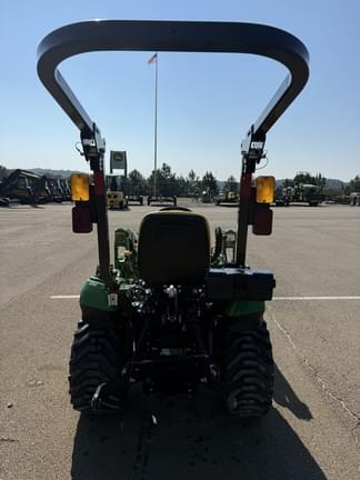 Image of John Deere 1023E equipment image 2