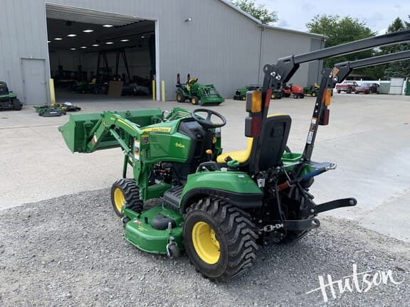 Image of John Deere 1023E equipment image 2