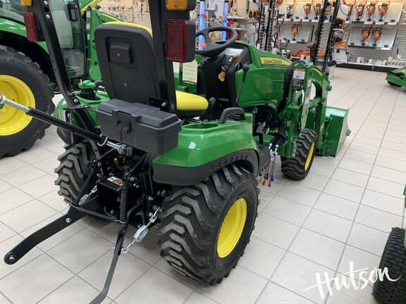 Image of John Deere 1023E equipment image 1