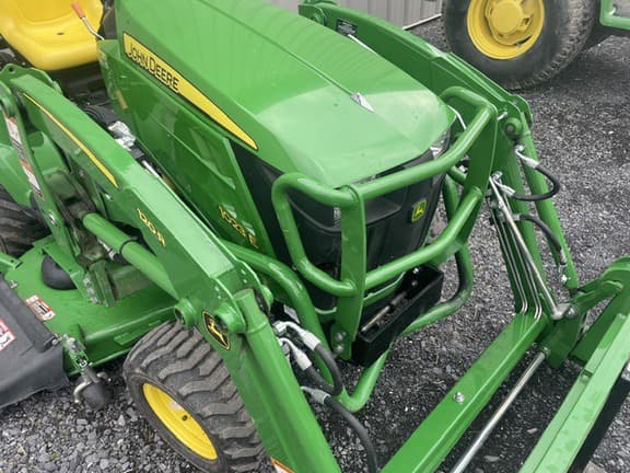 Image of John Deere 1023E equipment image 3