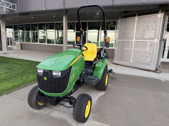 2024 John Deere 1023E Equipment Image0