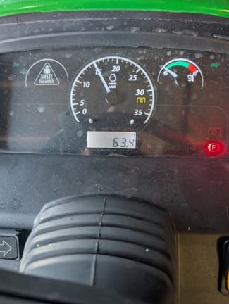 Image of John Deere 1025R equipment image 1