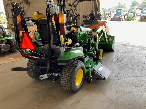 Image of John Deere 1025R equipment image 3