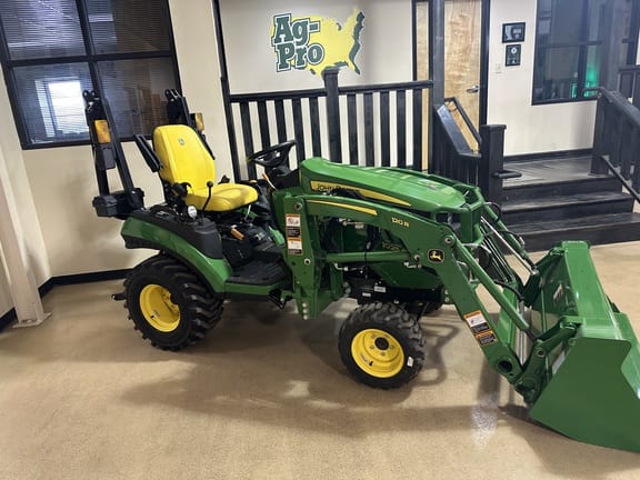 2024 John Deere 1025R Equipment Image0