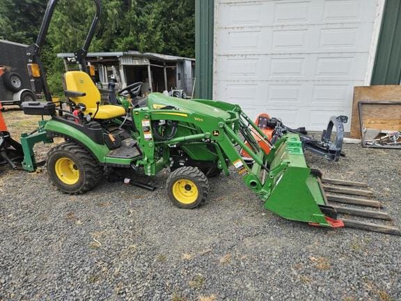2023 John Deere 1025R Equipment Image0