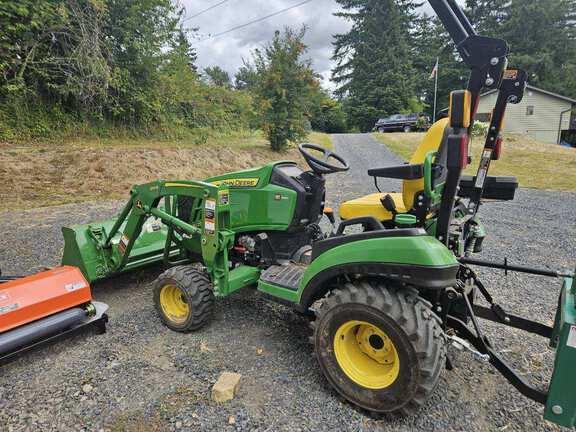 Image of John Deere 1025R equipment image 1