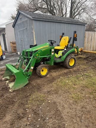 Image of John Deere 1025R Primary image