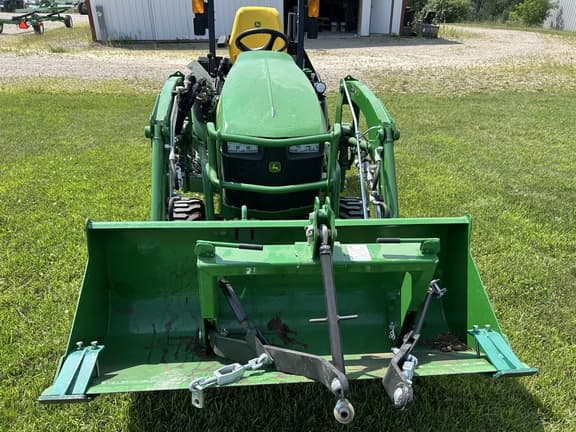 Image of John Deere 1025R equipment image 2