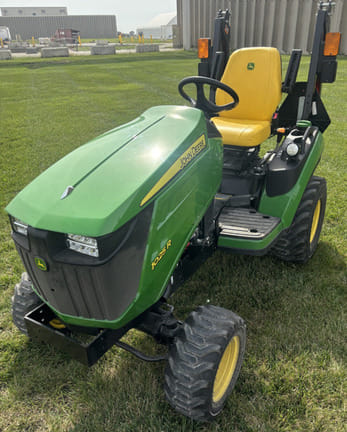 2024 John Deere 1025R Equipment Image0