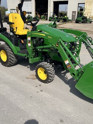 Image of John Deere 1025R equipment image 2