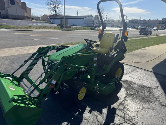 Image of John Deere 1025R equipment image 3