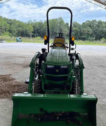 Image of John Deere 1025R equipment image 3