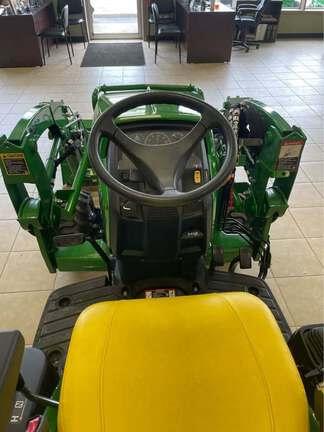 Image of John Deere 1025R equipment image 4