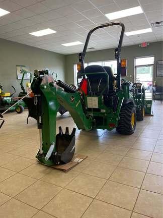Image of John Deere 1025R equipment image 1