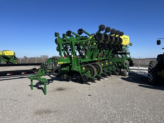 Image of John Deere 1795 Primary image