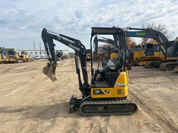 Image of John Deere 17P equipment image 1