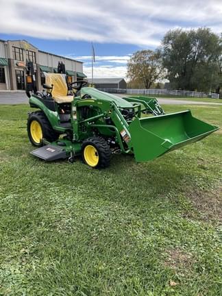 Image of John Deere 2025R equipment image 1