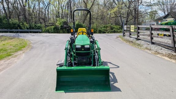 Image of John Deere 2025R equipment image 1