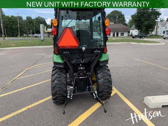 Image of John Deere 2025R equipment image 3