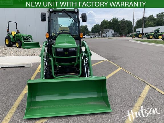Image of John Deere 2025R equipment image 2