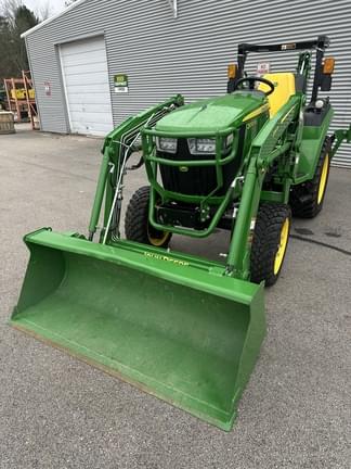 Image of John Deere 2032R equipment image 1