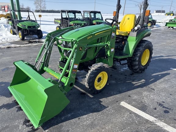 Image of John Deere 2032R Primary image