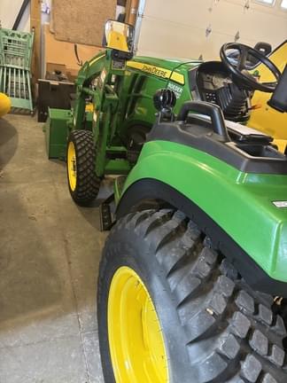 Image of John Deere 2038R equipment image 4