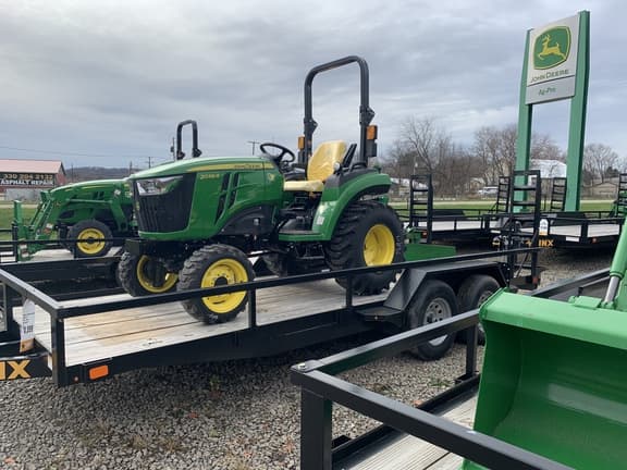 Image of John Deere 2038R equipment image 3