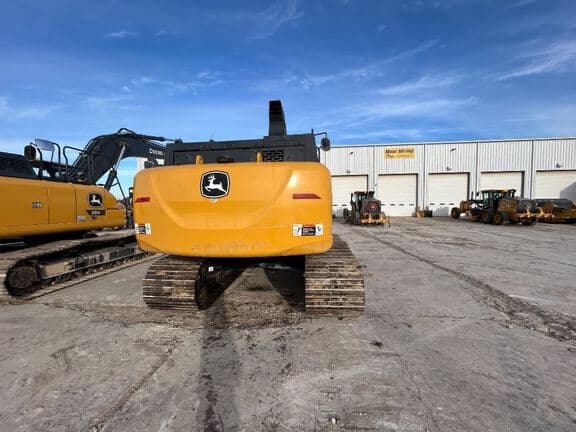 Image of John Deere 210P equipment image 2