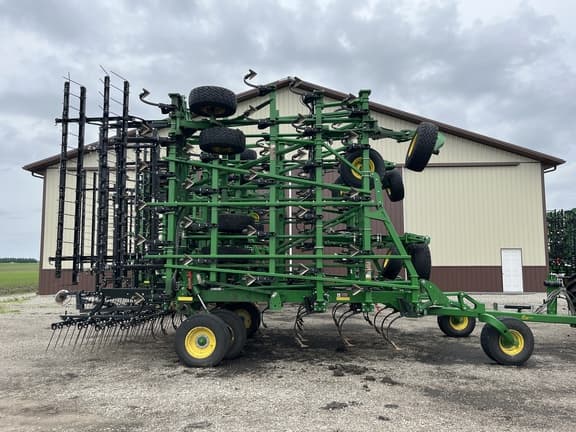 Image of John Deere 2230FH equipment image 3