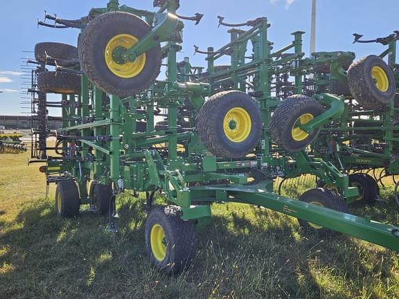 Image of John Deere 2230FH equipment image 1