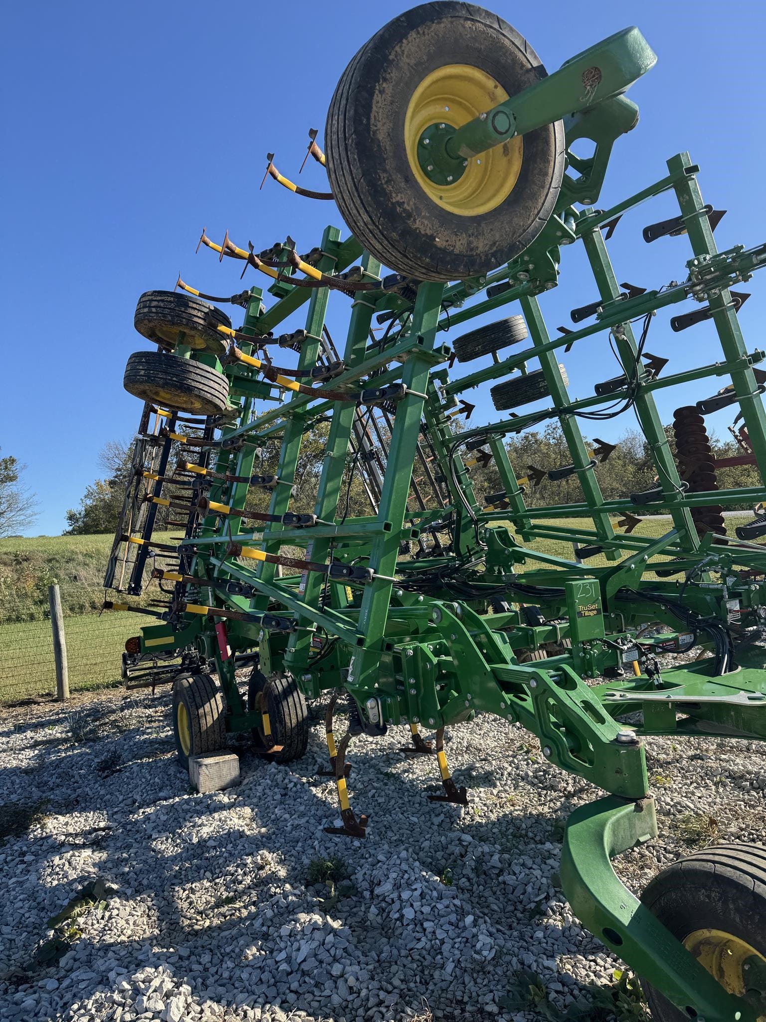 2024 John Deere 2230FH Equipment Image0