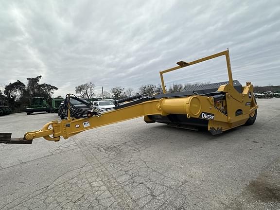 Image of John Deere 2412DE equipment image 1