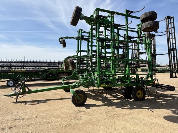 Image of John Deere 2430 equipment image 2