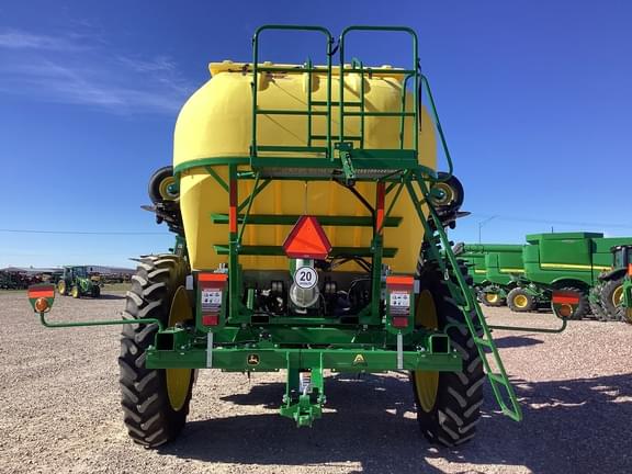 Image of John Deere 2510H equipment image 1