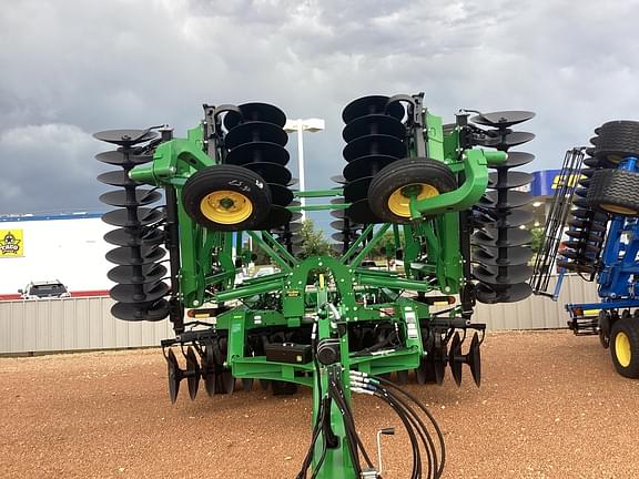 Image of John Deere 2633 equipment image 2