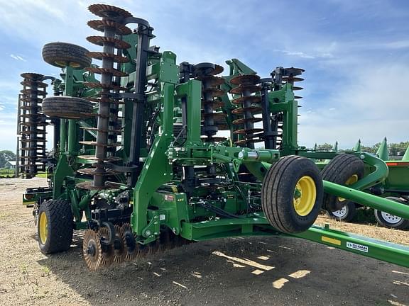 Image of John Deere 2660VT Primary image