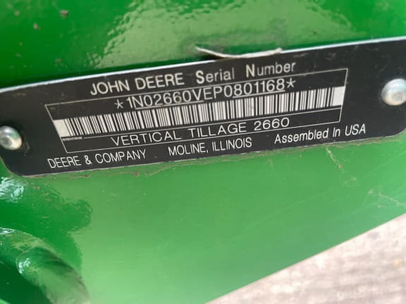 Image of John Deere 2660VT equipment image 4