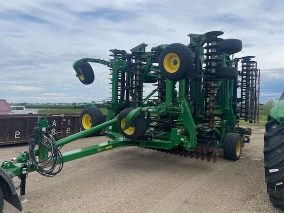 2024 John Deere 2660VT Equipment Image0
