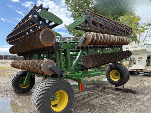 Image of John Deere 2680H equipment image 1
