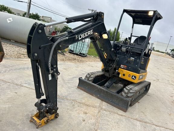2024 John Deere 26P Equipment Image0