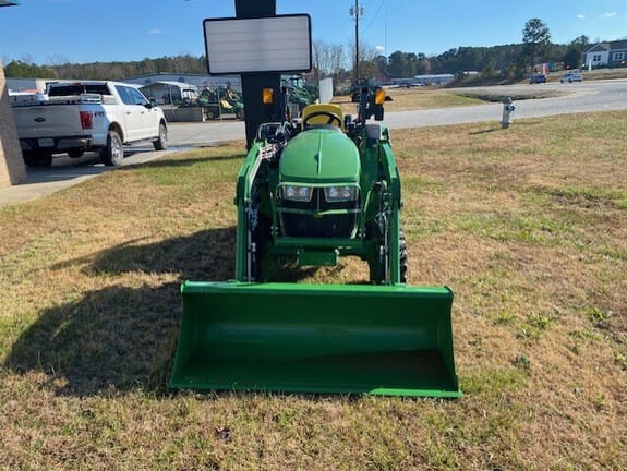 2024 John Deere 3025D Equipment Image0