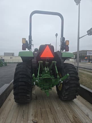 Image of John Deere 3025D equipment image 4