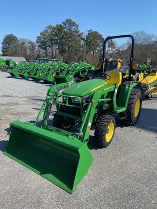 Image of John Deere 3025E equipment image 1