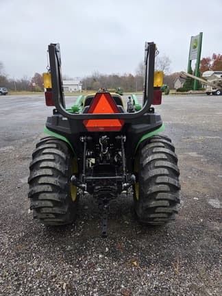 Image of John Deere 3025E equipment image 3