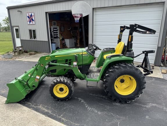Image of John Deere 3025E equipment image 1