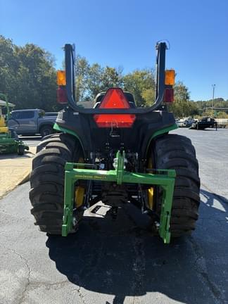 Image of John Deere 3025E equipment image 3