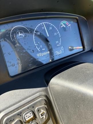 Image of John Deere 3025E equipment image 4