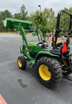 Image of John Deere 3025E equipment image 4