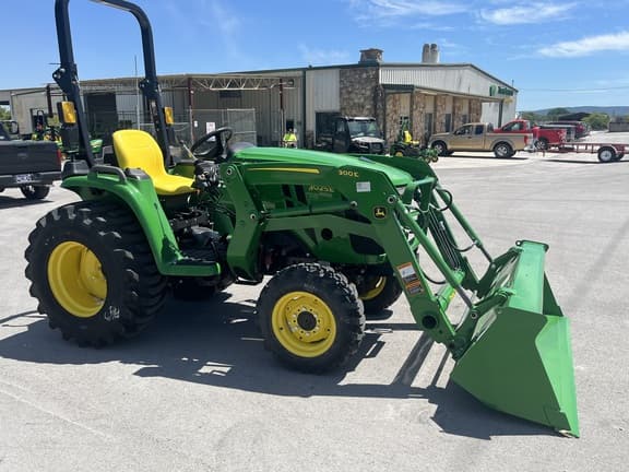 Image of John Deere 3025E equipment image 1